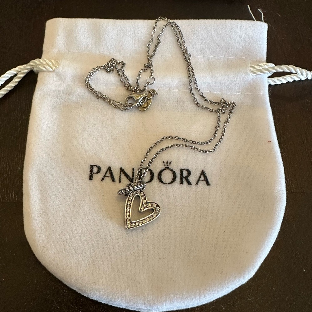 Pandora Heart Pendant Necklacece